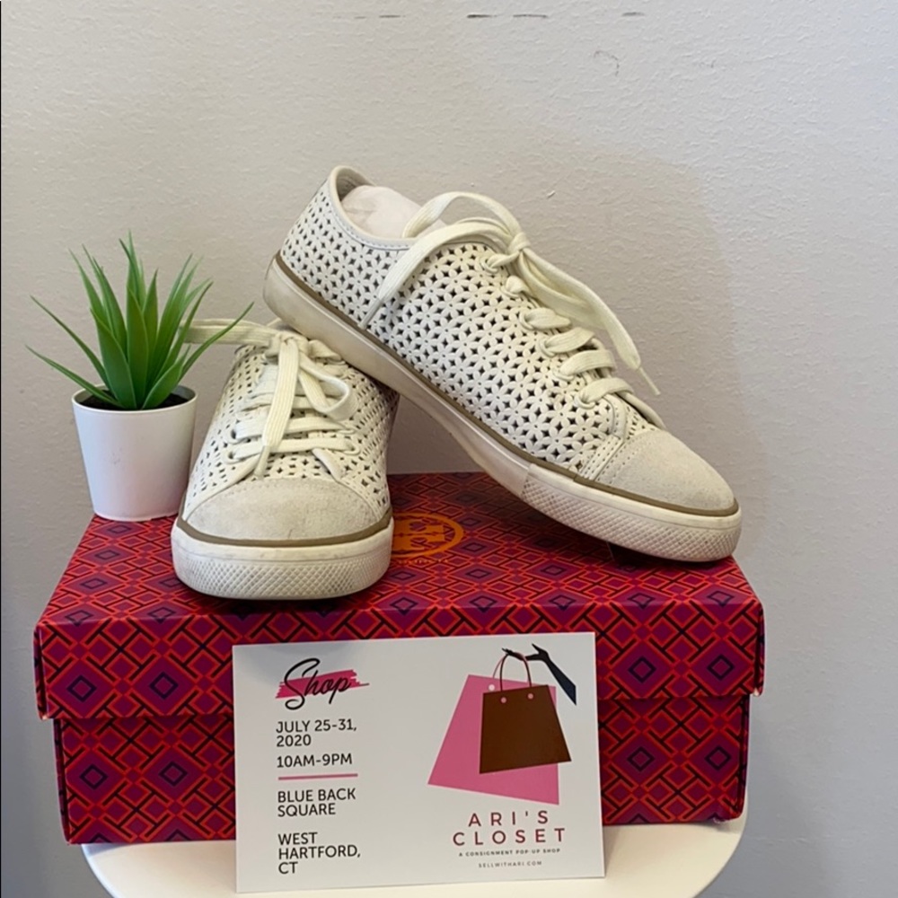 Tory Burch white sneakers - fantastic condition!